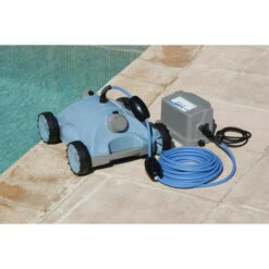Robot Nettoyeur Fond De Piscine Ubbink Robotclean 2 -Piscines Ubbink Boutique 7504638 robot nettoyeur fond piscine ubbink robotclean 2 ambiance