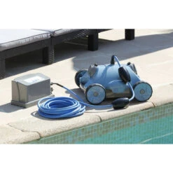 Robot Nettoyeur Fond De Piscine Ubbink Robotclean 2 -Piscines Ubbink Boutique 7504638 robot nettoyeur fond piscine ubbink robotclean 2 ambiance 4