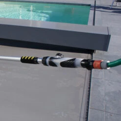Balai Hydro Jet Xpro Pour Volet Et Couverture De Piscine Kerlis 19 Balai Hydro Jet Xpro Pour Volet Et Couverture De Piscine Kerlis -Piscines Ubbink Boutique balai hydro jet xpro volet couverture piscine kerlis 9