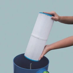 Nettoyeur Automatique Estelle Pour Filtre De Spa -Piscines Ubbink Boutique photo estelle 4 min