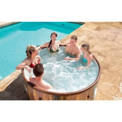 Spa Semi-rigide Bestway Lay-Z Spa HELSINKI AirJet 7 Places -Piscines Ubbink Boutique spa helsinki ambiance min 1